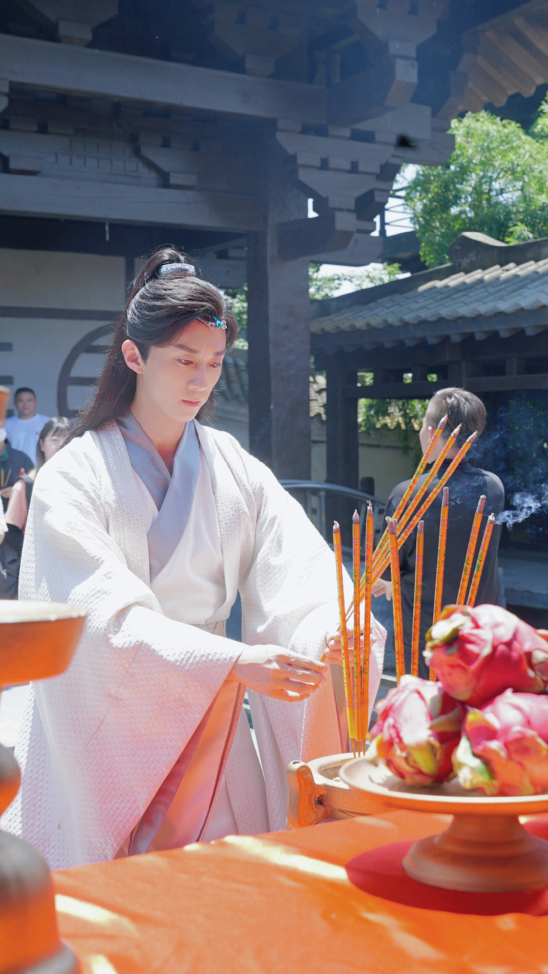 孙毅《齐大人，放我一条生路》开机 冷峻柔情上演先婚后爱