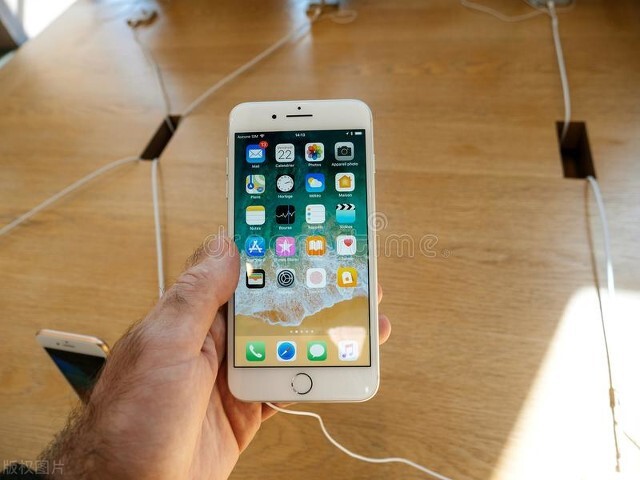 iPhone手机还能滚动截长图？这4种截屏方法，不知道就亏大了 1