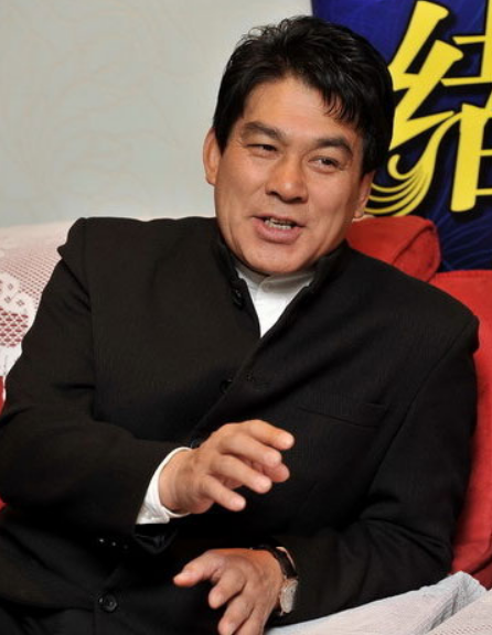 朱时茂：与妻子结婚42年零绯闻，为何年过半百绯闻却不断？