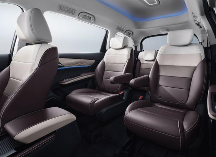 燃油MPV颠覆者：比亚迪宋MAX DM-i开启预售，价格低油耗更低