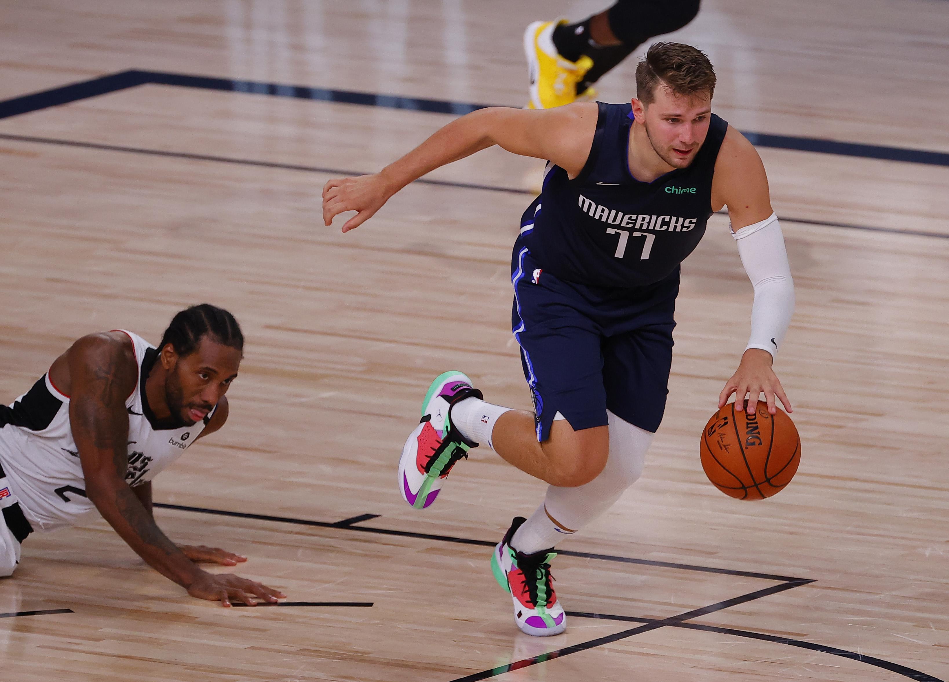 nba一米八的球员有哪些(NBA现役八大巨星出炉，滚地龙、“不高兴、没头脑”兄弟上榜)