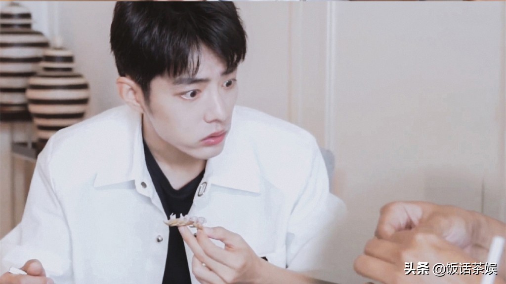 肖战生产“城食记录”的背后的故事,看着欢乐却让人心疼不已