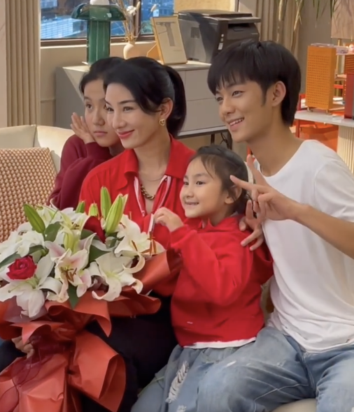 继明道道歉后，小演员母亲也发文致歉，但没找对重点被指茶言茶语