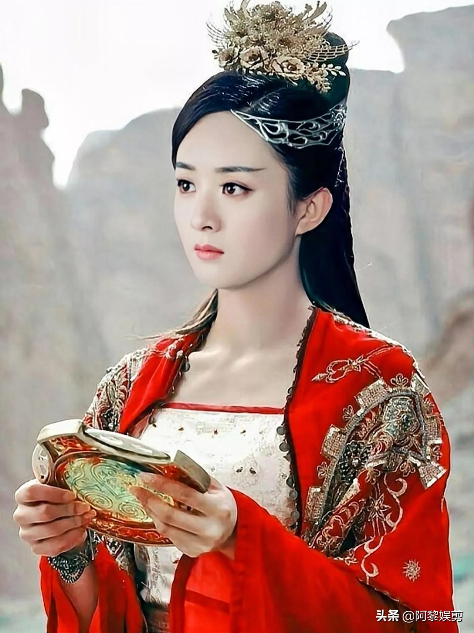 赵丽颖vs迪丽热巴新娘妆，谁更胜一筹？