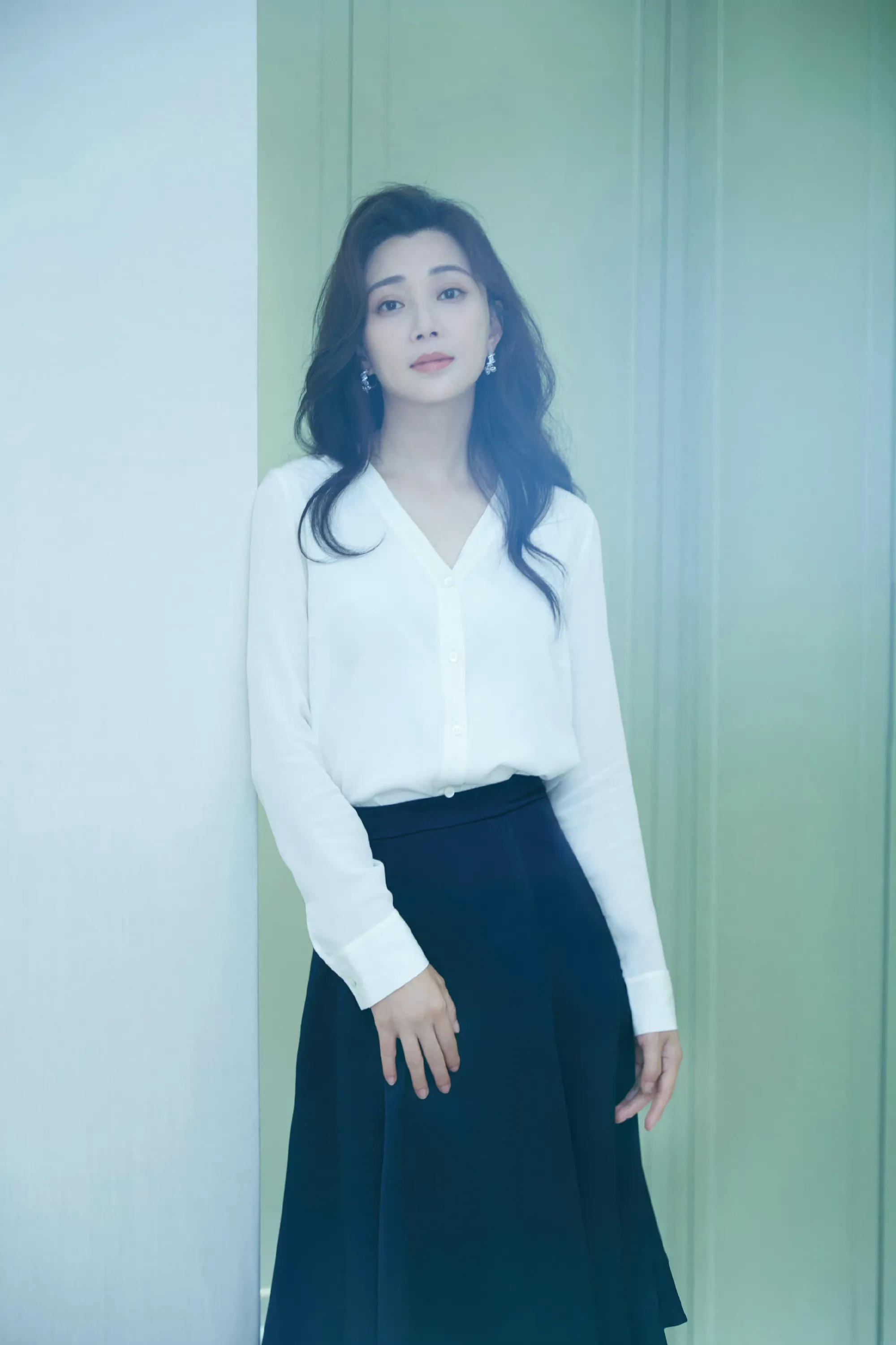 殷桃｜女神真美