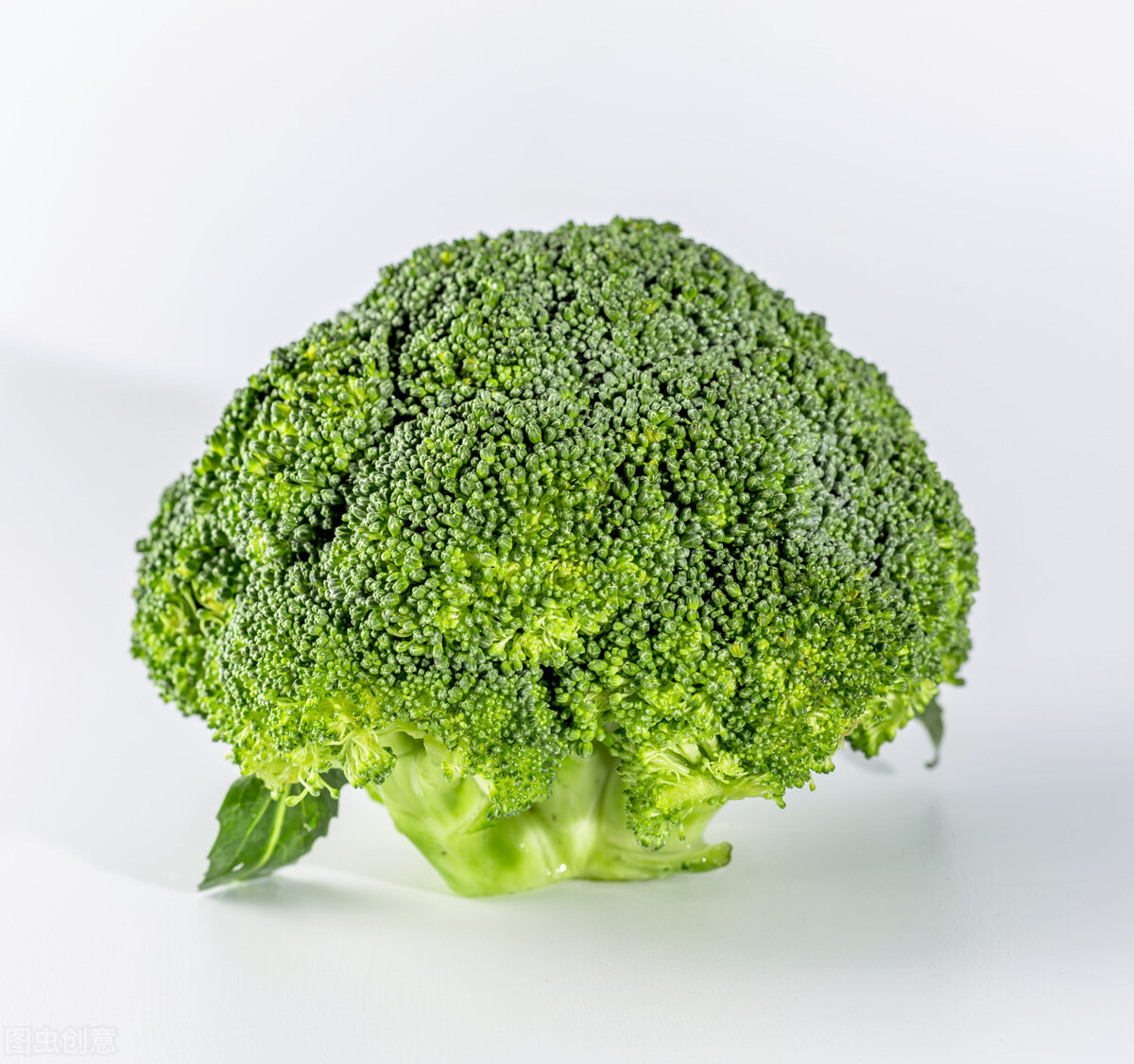 這5種綠葉菜，比牛奶含鈣高，每天吃一把，全家老小鈣都補足了