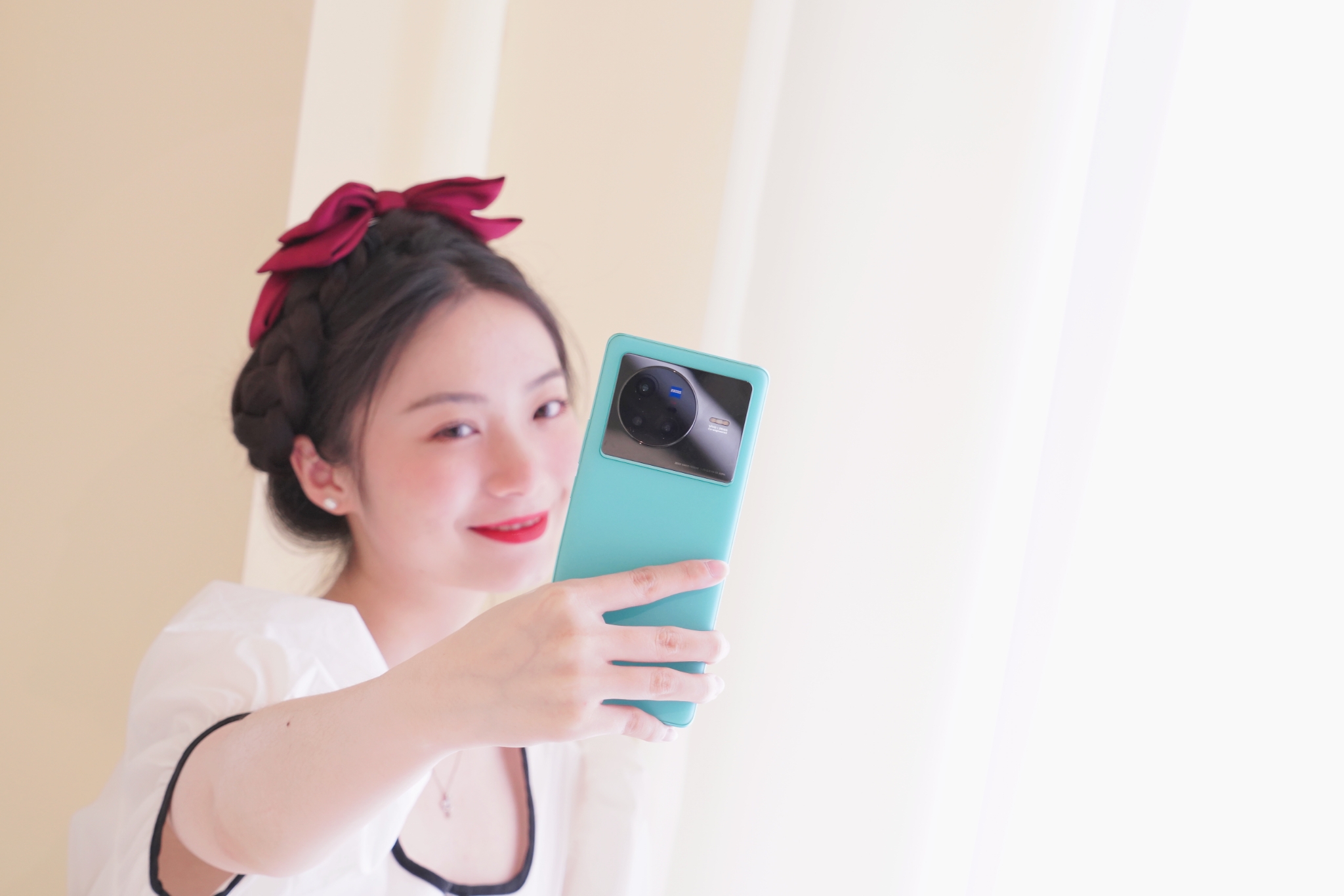 标准版也有Pro实力，天玑9000+蔡司影像加持，vivo X80上手实测