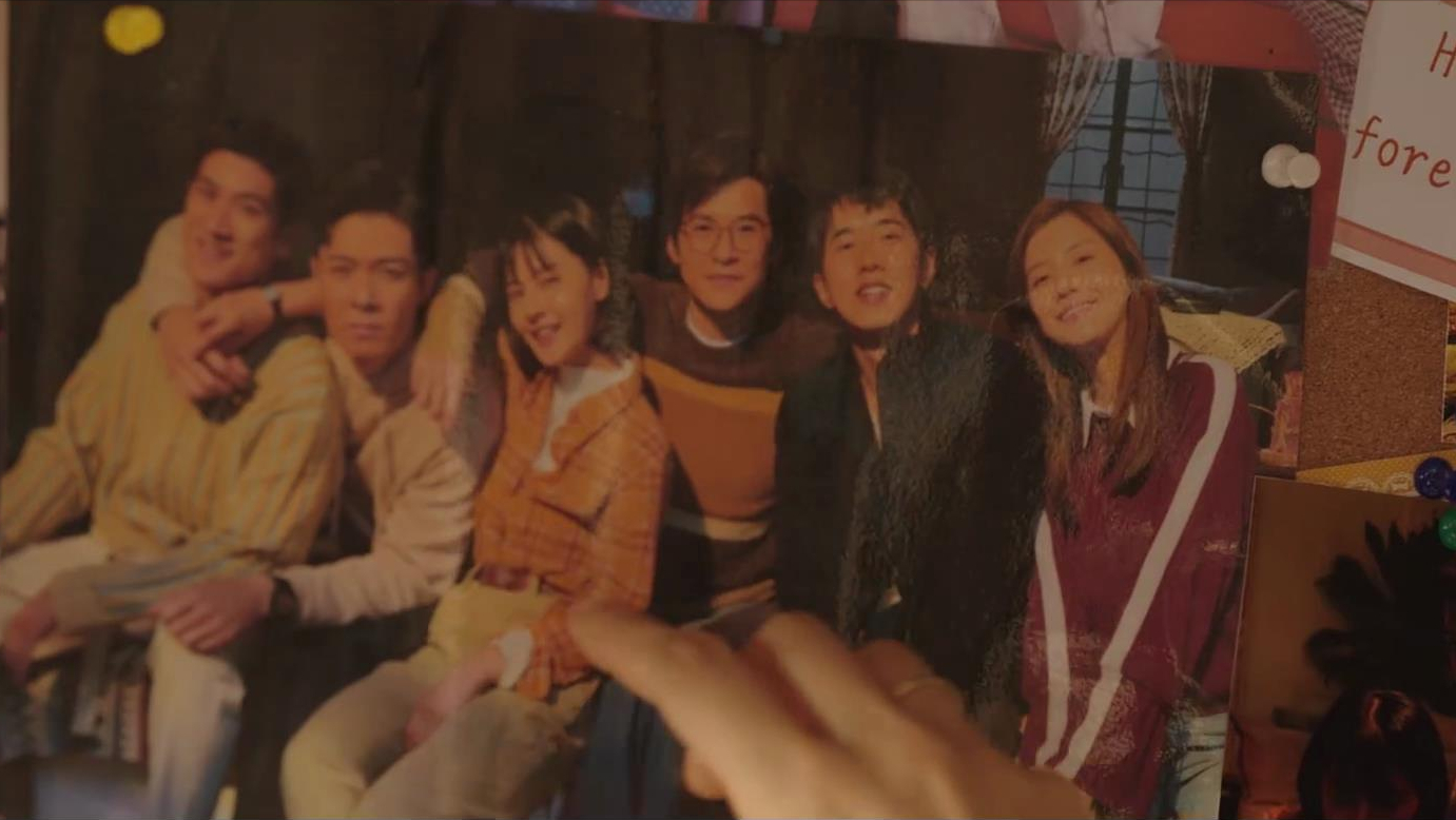 看了1集《狮子山下的故事》，我难掩兴奋，总算有部像样的港剧了