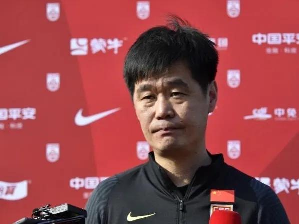 中国人为什么进不了世界杯(网友评“国足为什么进不了世界杯？”)