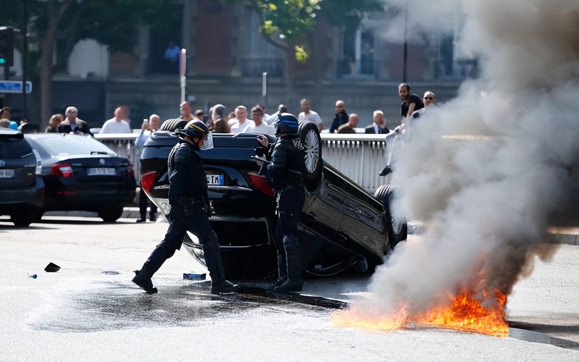法国也要跟风大选?Uber