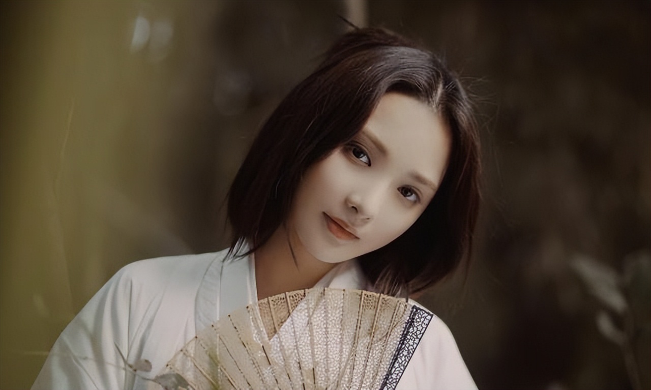 不懂就问！彭小苒的美貌是“一次性”的吗？