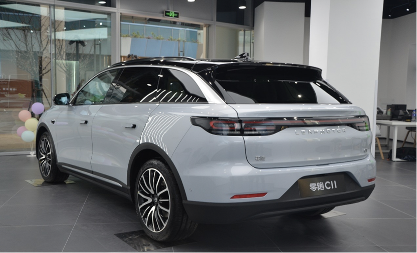 科达企业上海零跑体验中心（宝山经纬汇店）盛大开业