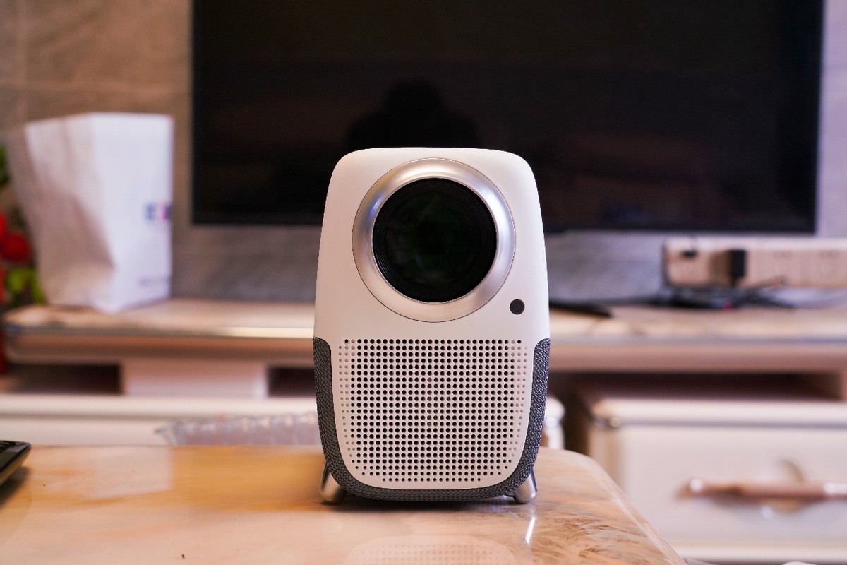 萌娃最爱，千元价格，真1080P泰捷WEBOX T1S投影仪体验