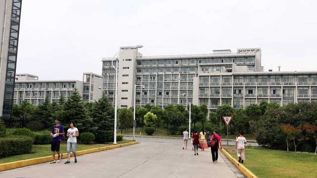 这7所院校不是美院，但设计类特色专业“名扬国内”，比美院还好