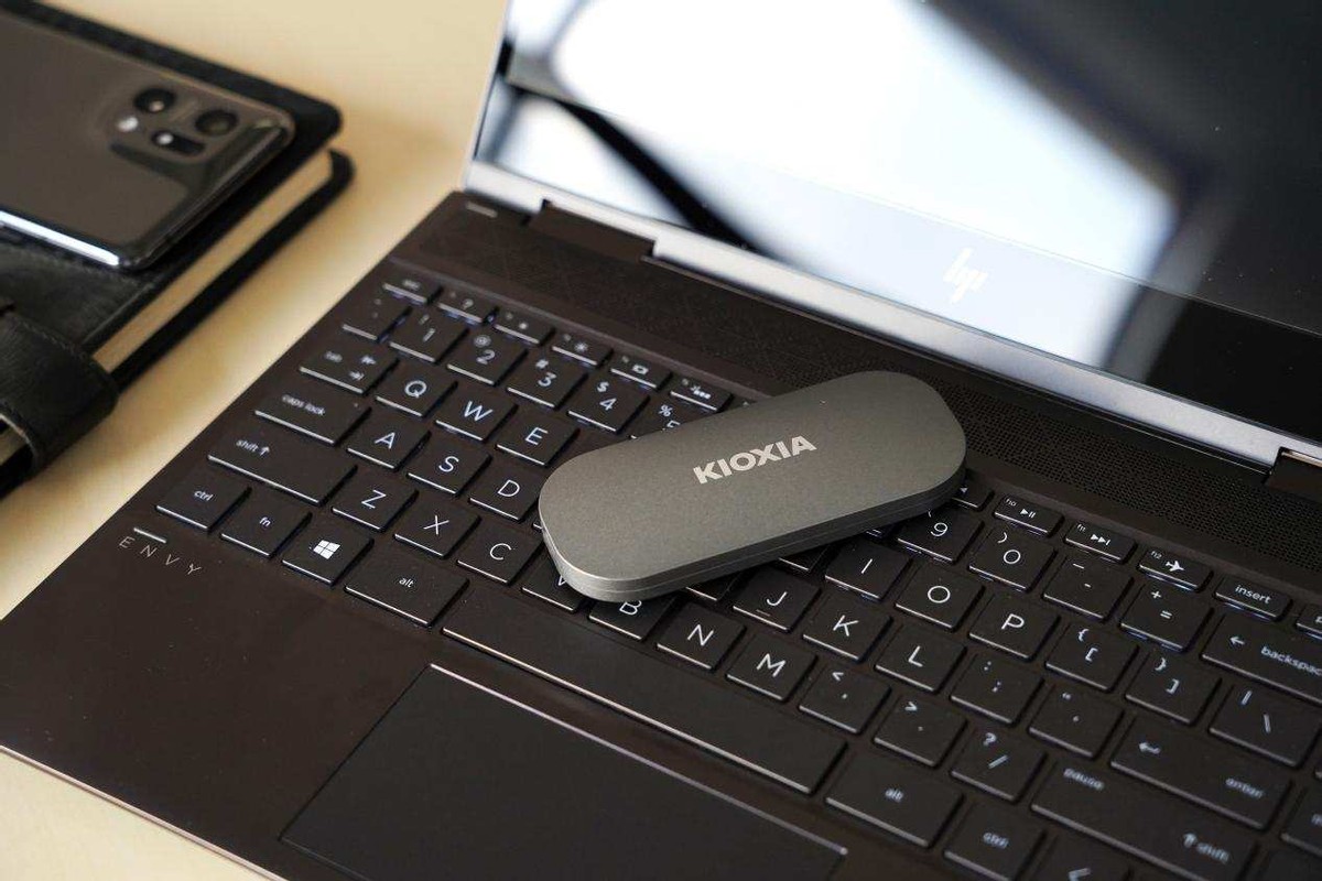 体积更小、速度更快 铠侠XD10 移动固态硬盘 成了我的办公小能手