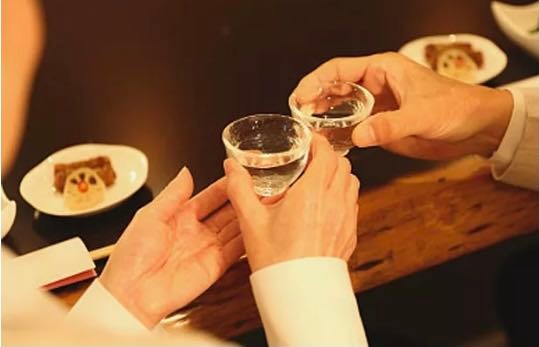 江苏3大白酒，辉煌时家喻户晓，如今却在超市积灰