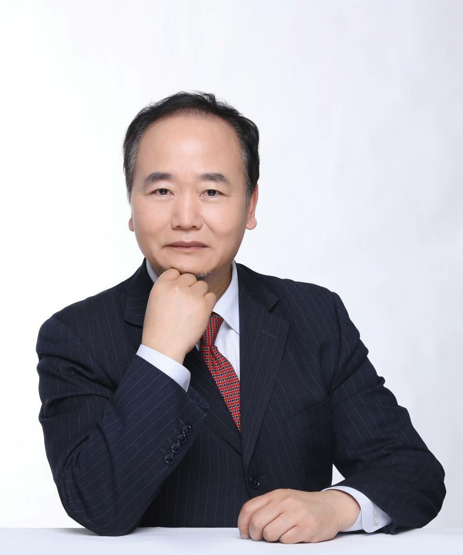 从军人，到手握4个硕士、1个博士学位！他弃美归国，已是北大教授！