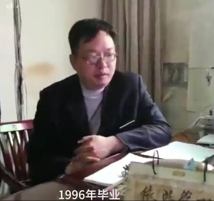 状元张晓勇：清华毕业后回乡当保安，从不参加同学聚会，图什么？