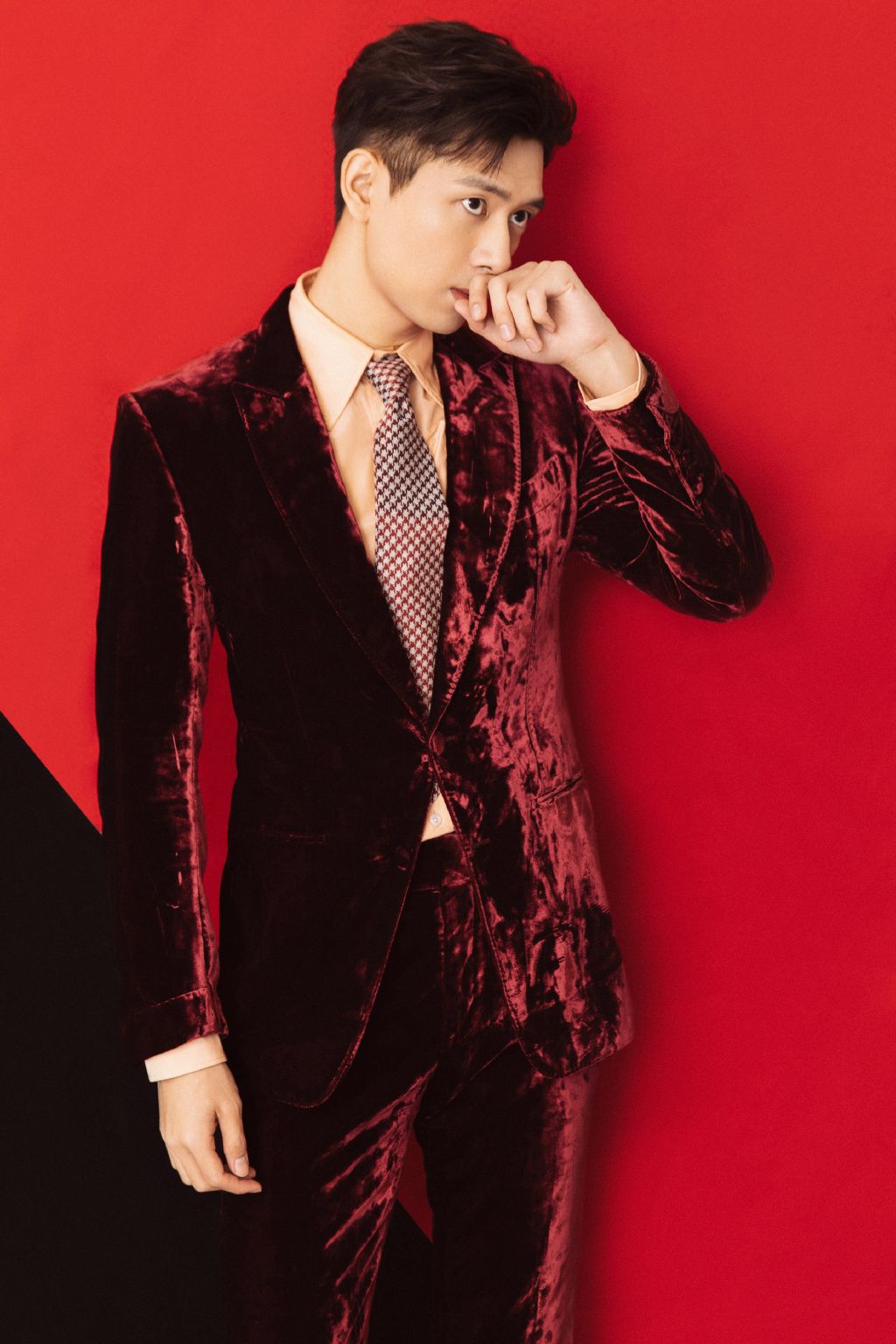 这8位小鲜肉的"西装杀",个个"英俊潇洒"