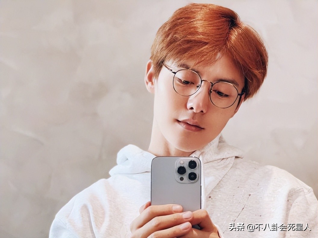 这6位明星一副福气、贵气相，却命运坎坷、早年丧母，太可惜