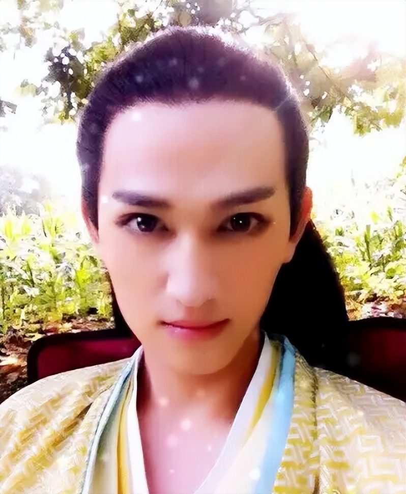 凹凸不平崎岖脸大PK！活久见，鞋拔子见了都有优越感