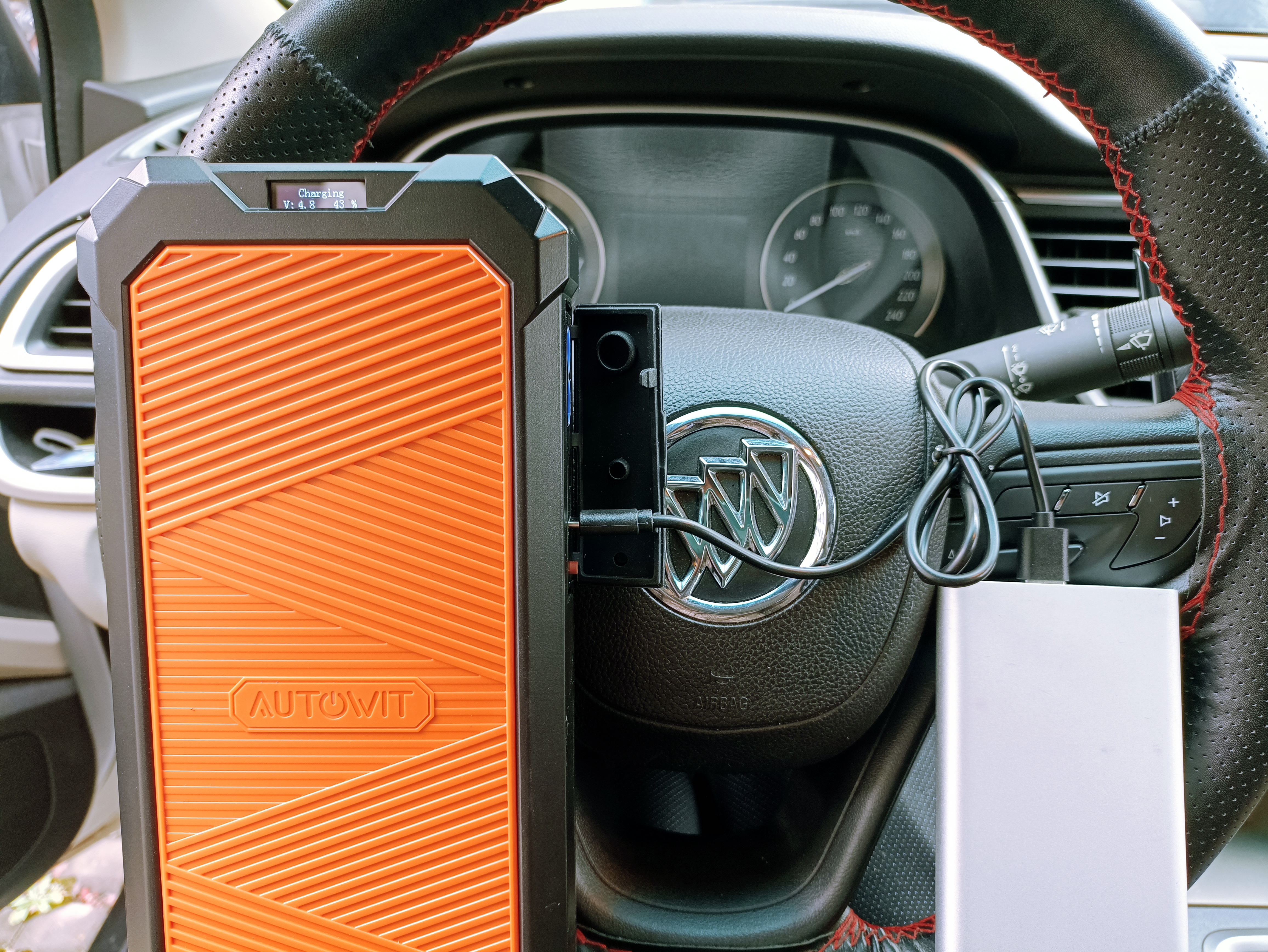 市面上的汽车应急电源这么多，我为何选择Autowit超级电容