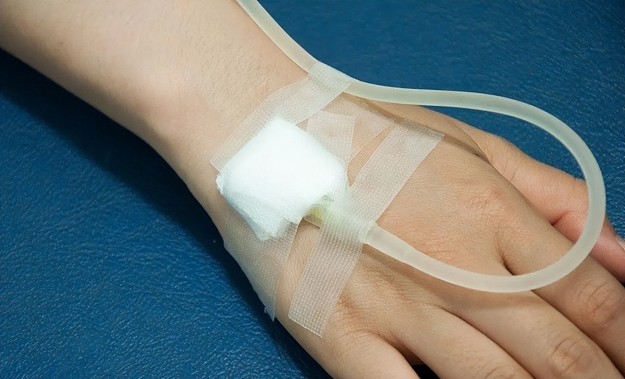 2015年河南女大学生嫁非洲生2娃，老公是皇室后代，丈母娘很满意