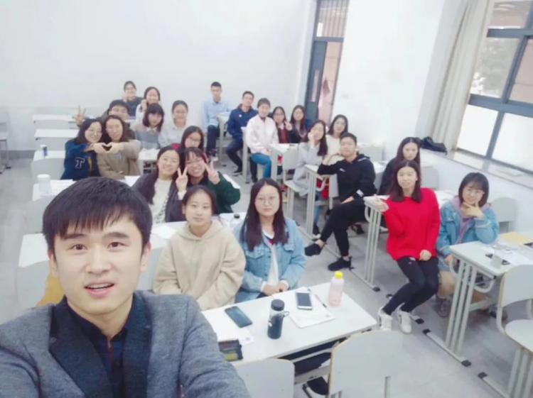 大学生期末挂科，不仅会影响自己的学业，还会影响老师的“业绩”