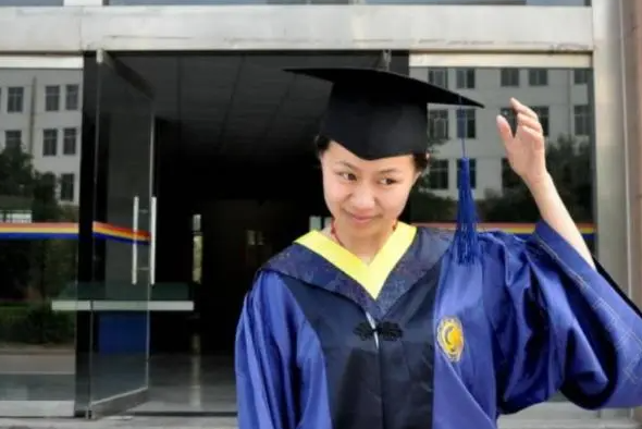 大学生想提高学历含金量，不料被培训机构坑了，大学生要引以为戒