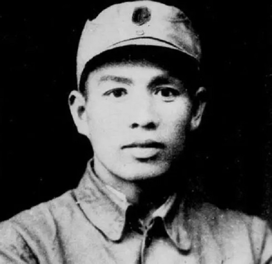 叶剑英问许世友：能指挥南京军区吗？许世友：司令是我的保镖