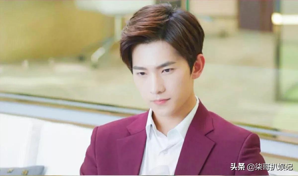 长相耐看的男星，只服这7位！初见其貌不扬，再见如同“换脸”