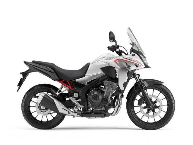 本田CB400X升级版亮相，前倒置减震器加19寸轮毂，并配双碟盘