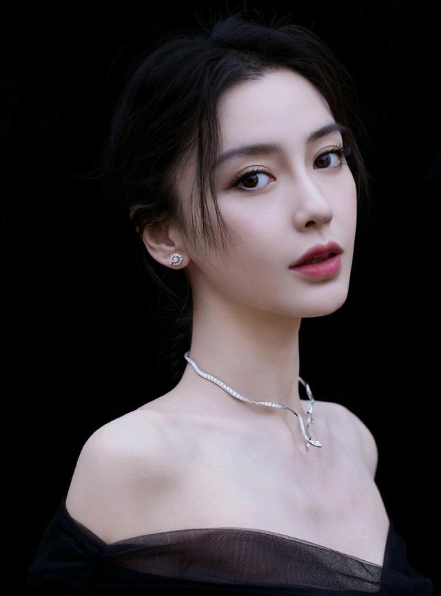 不一样的angelababy