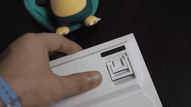 高颜值三模键盘哪家强？支持热插拔的杜伽K610w键盘值得一试