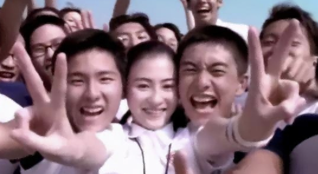 “高开低走”的7位港星，个个红极一时，却将一手好牌打得稀烂