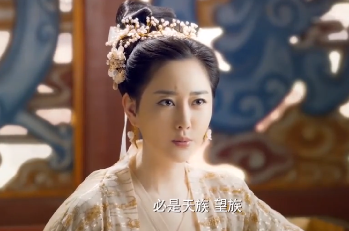 三生三世：素锦全族为天族捐躯，为何乐胥却说素锦配不上夜华呢？