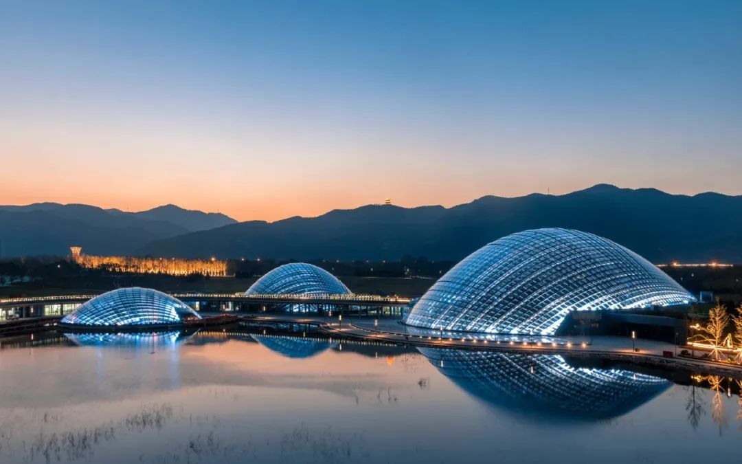 太原植物园：满园皆风景，建筑更独特