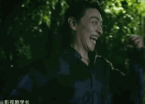 凹凸不平崎岖脸大PK！活久见，鞋拔子见了都有优越感