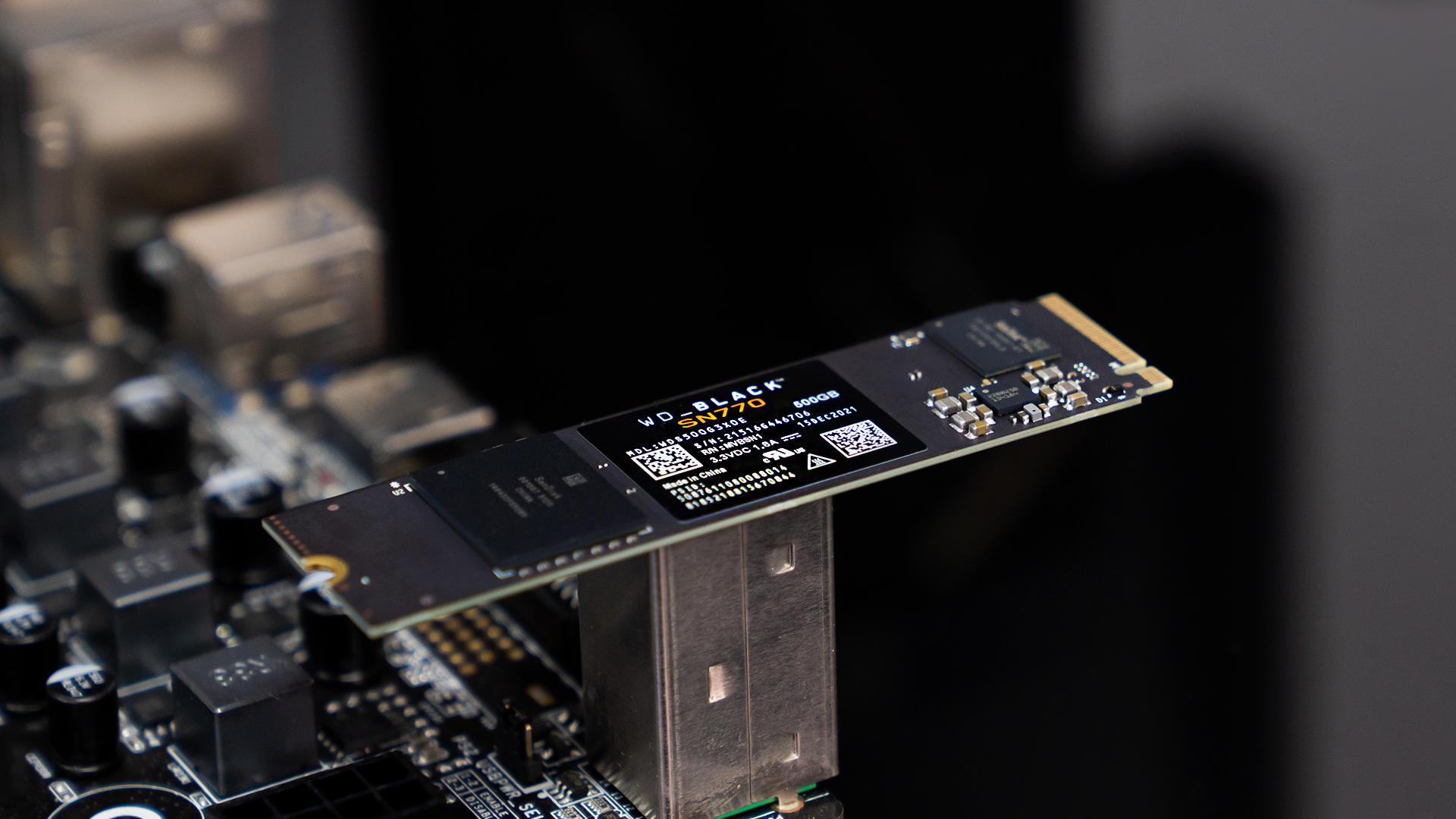 性能不错，WD_BLACK SN770 PCIe4.0固态硬盘开箱
