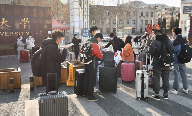 2022东北地区高校寒假最新调整！哈师大放假最早，学生表示很幸福