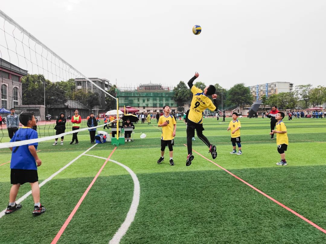 九江小学在“爱成都，迎大运”2022年区中小学排球联赛成绩优异