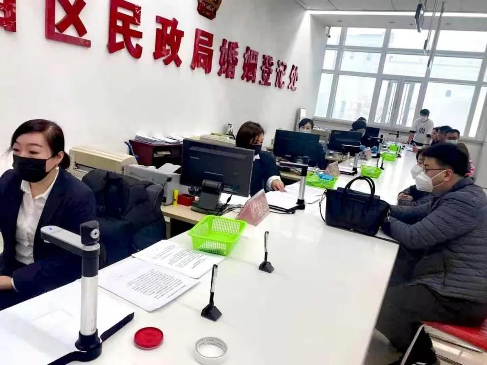 铁西区婚登处创新突破当先锋“早会制”推动思想大解放