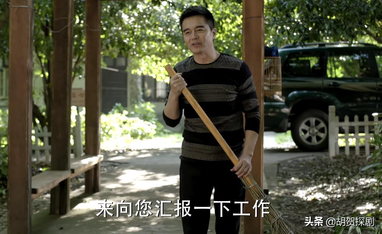 再看《人民的名义》：祁同伟十年不碰梁璐，是对当年一跪最狠报复