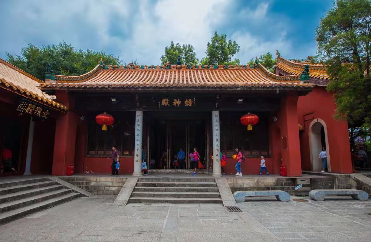 “南岳大庙”是中国江南最大的古建筑？有98500平方米