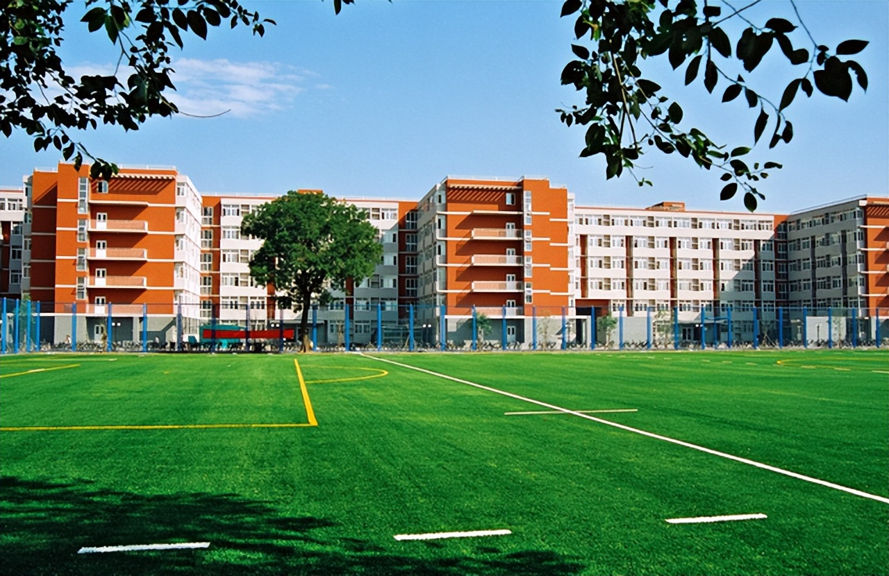 2022年考研，400分无缘复试，300分却能进入985，考生难以接受