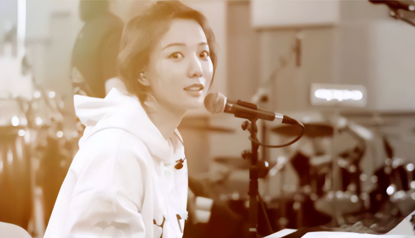 当时代抛弃“青春小妞”王珞丹时，连声招呼都不会打