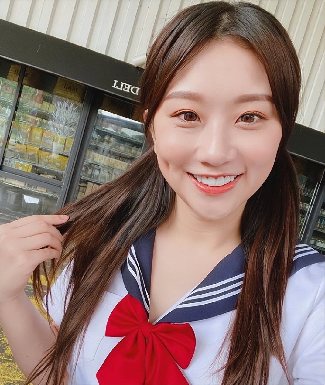 网红女孩焦凡凡遭网友骚扰11个月，气炸公开对话截图决定提告