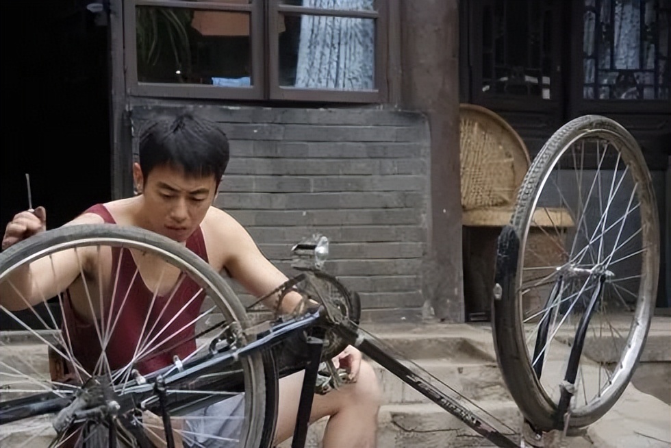 《正阳门下》9年过去，演员差距大，女主角沉了，男配成一线大腕