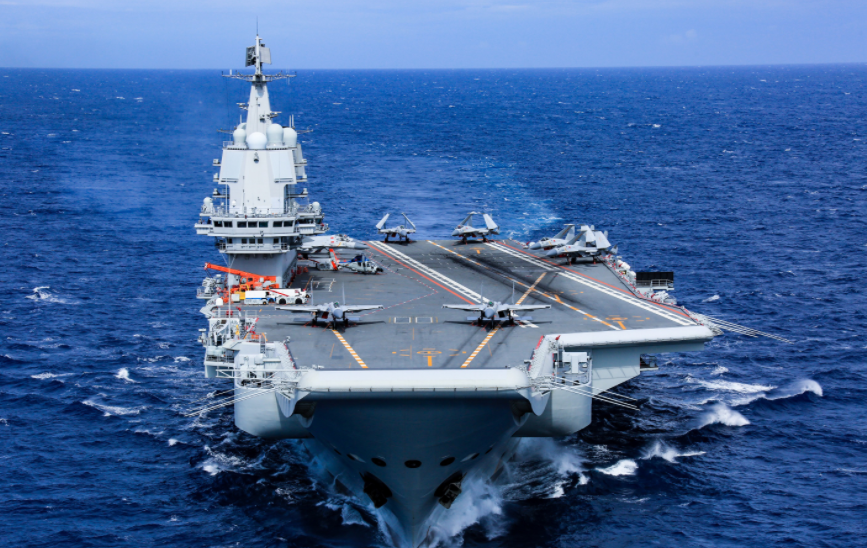 美軍艦無視警告，穿越台海，解放軍採取行動，山東艦現身金門近海