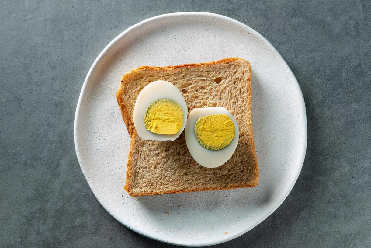 大学生在学校减肥，一日三餐这样吃，轻松瘦身，方法真好